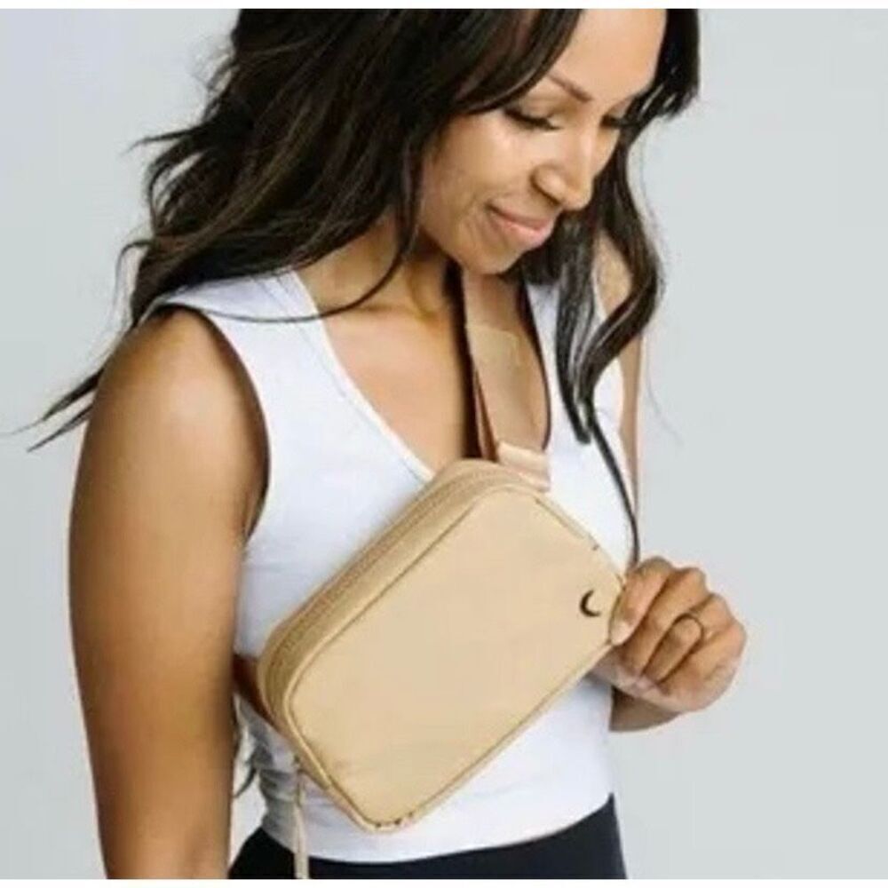 Zyia Active Crisp Khaki Crossbody Bag